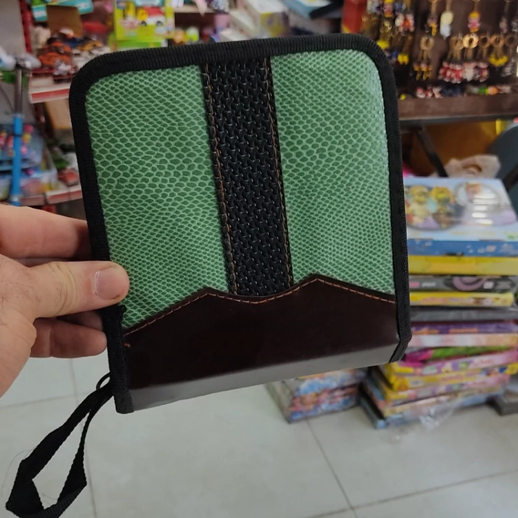 کیف سی دی چهل تایی