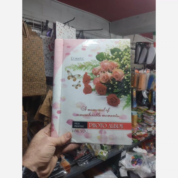 آلبوم عکس چسبی 8 برگ 18*28 در جلد اندازه 29*22