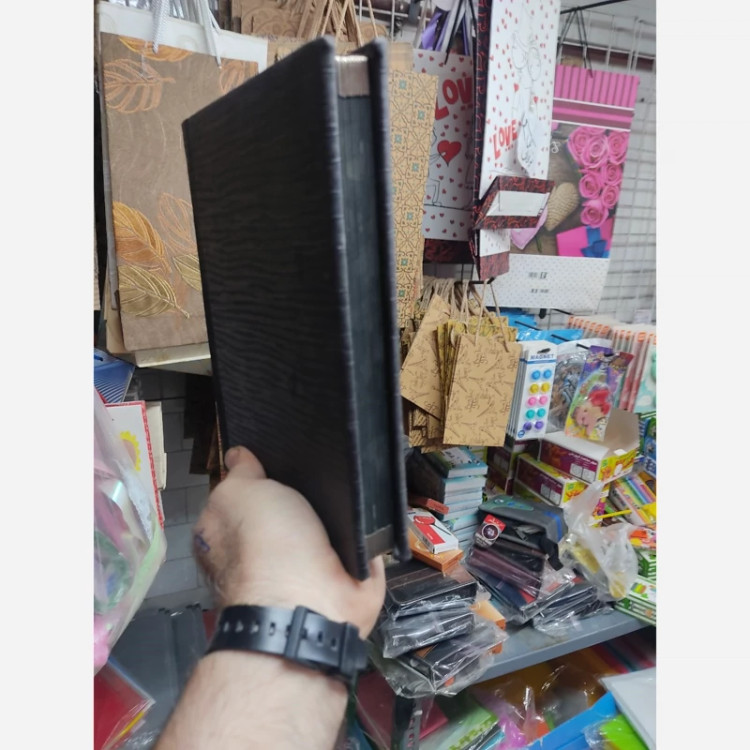 آلبوم عکس چرمی17*23 با 10 برگ 15*22
