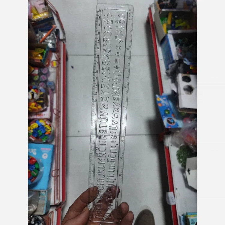 خط کش 30سانت شابلون حروف بزرگ و کوچک انگلیسی