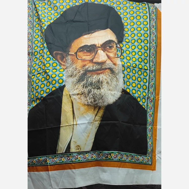 پرچم رهبر شهید