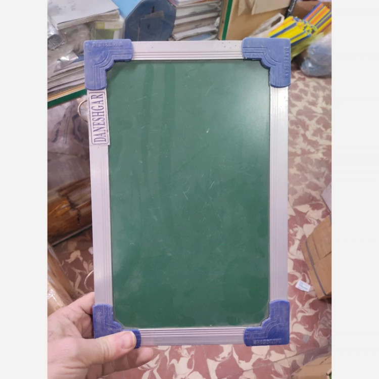 تخته گچ نویسی دانش گر دور فلز اندازه 31*20