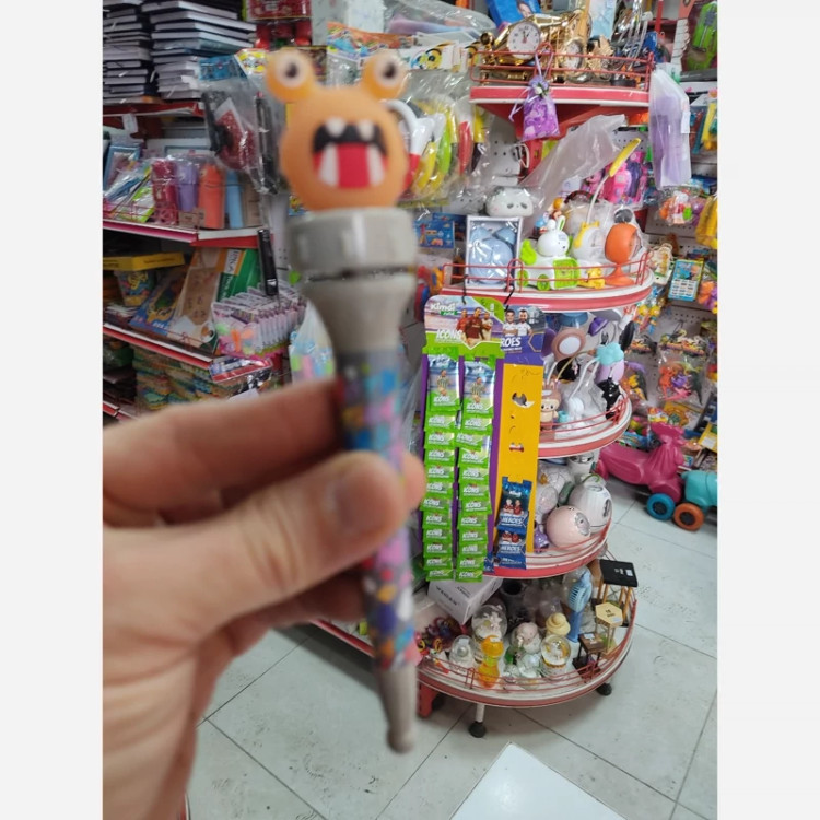 خودکار با عروسک چرخان