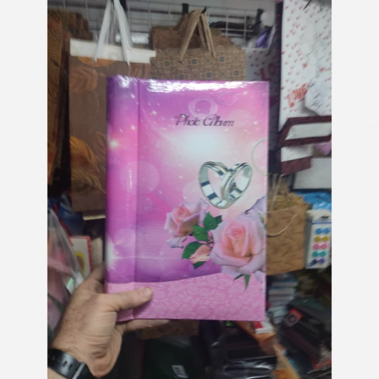 آلبوم عکس کودک و بزرگسال سلفونی 300عکس15*10 اندازه 32*21 طرح دارجور و جلد گالینگور خارجی طرح ساده یک رنگ