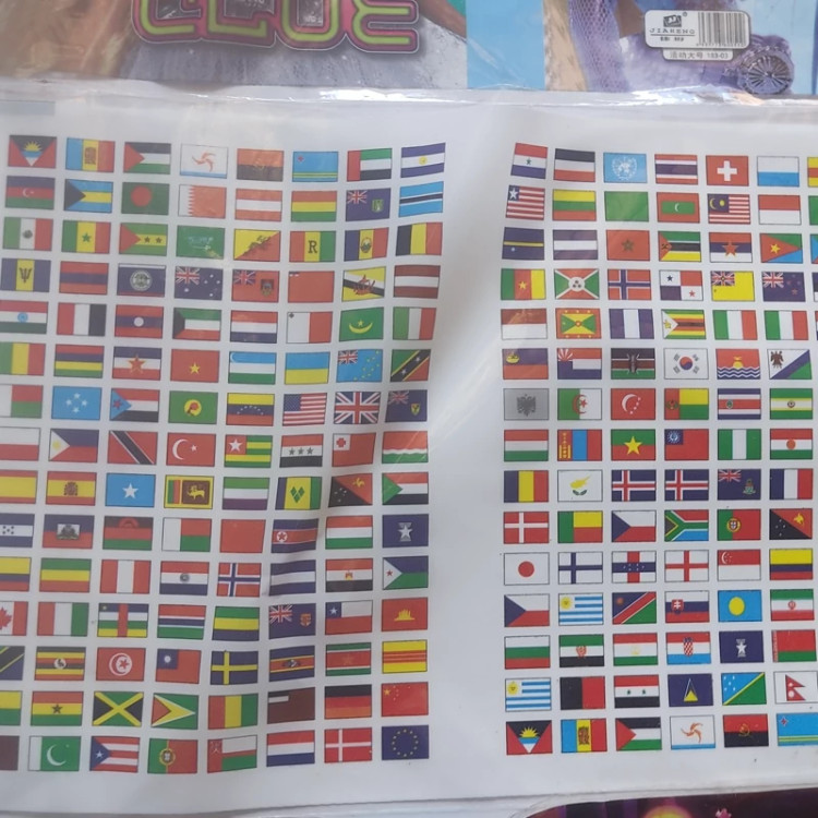 جلد کتاب طرحدار 12 عدد کتاب پسرانه هم موجوده اندازه 37 در 25