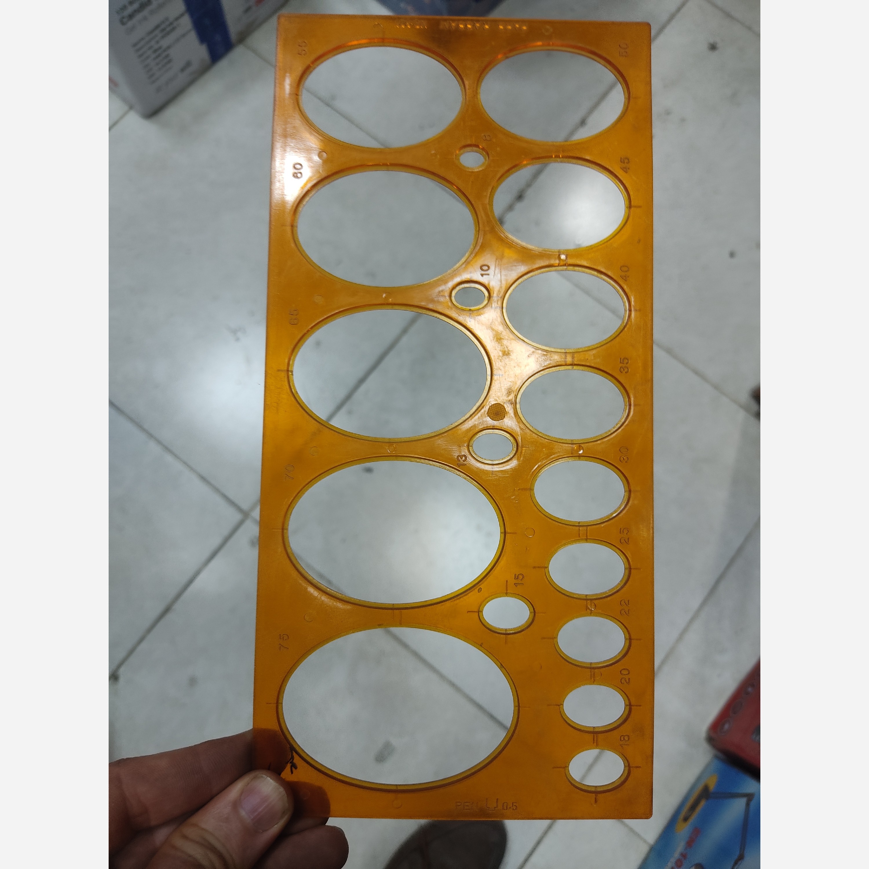شابلون بیضی شیشه ای نارنجی
