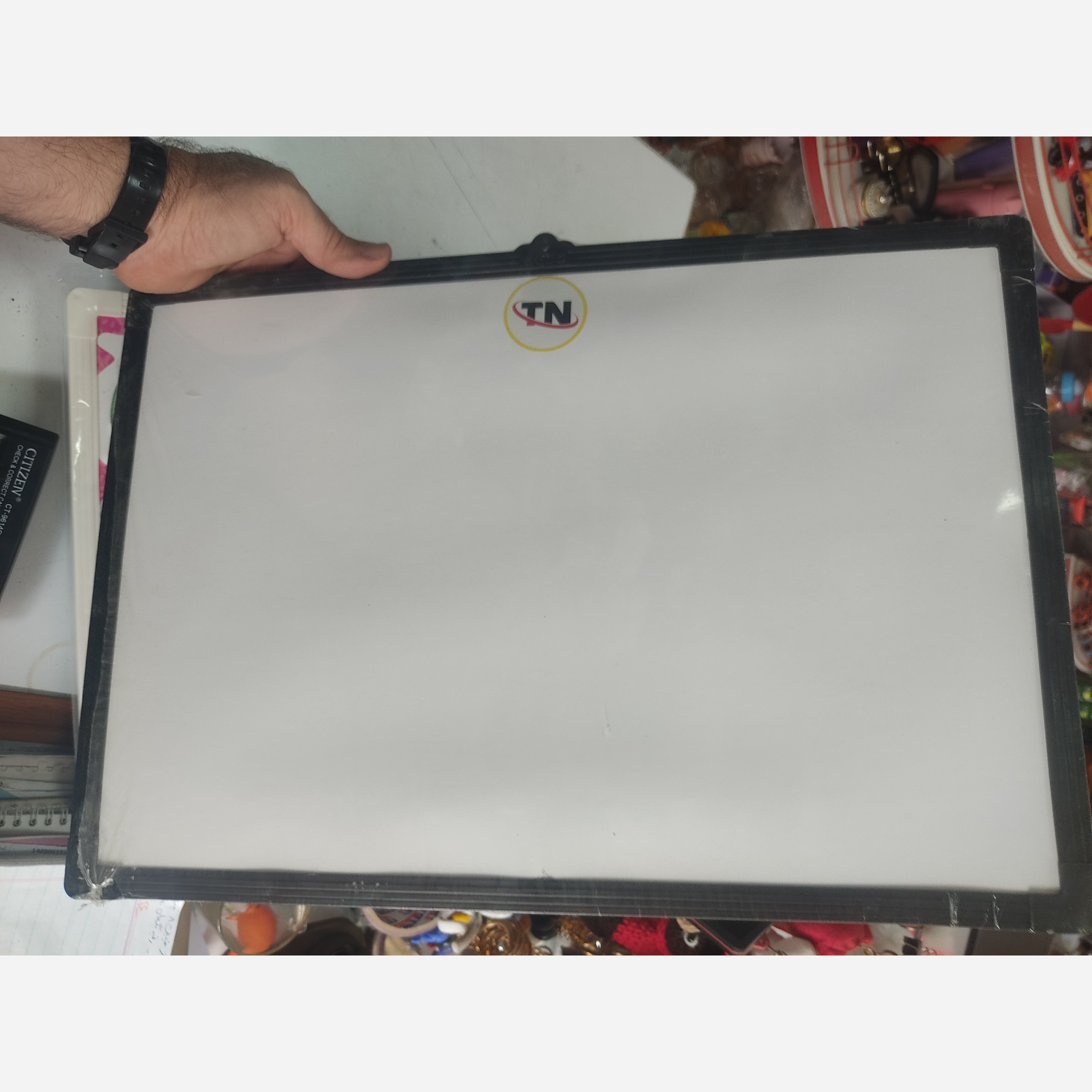 تخته وایت برد دو رویه سفید 50*35 دور پلاستیک
