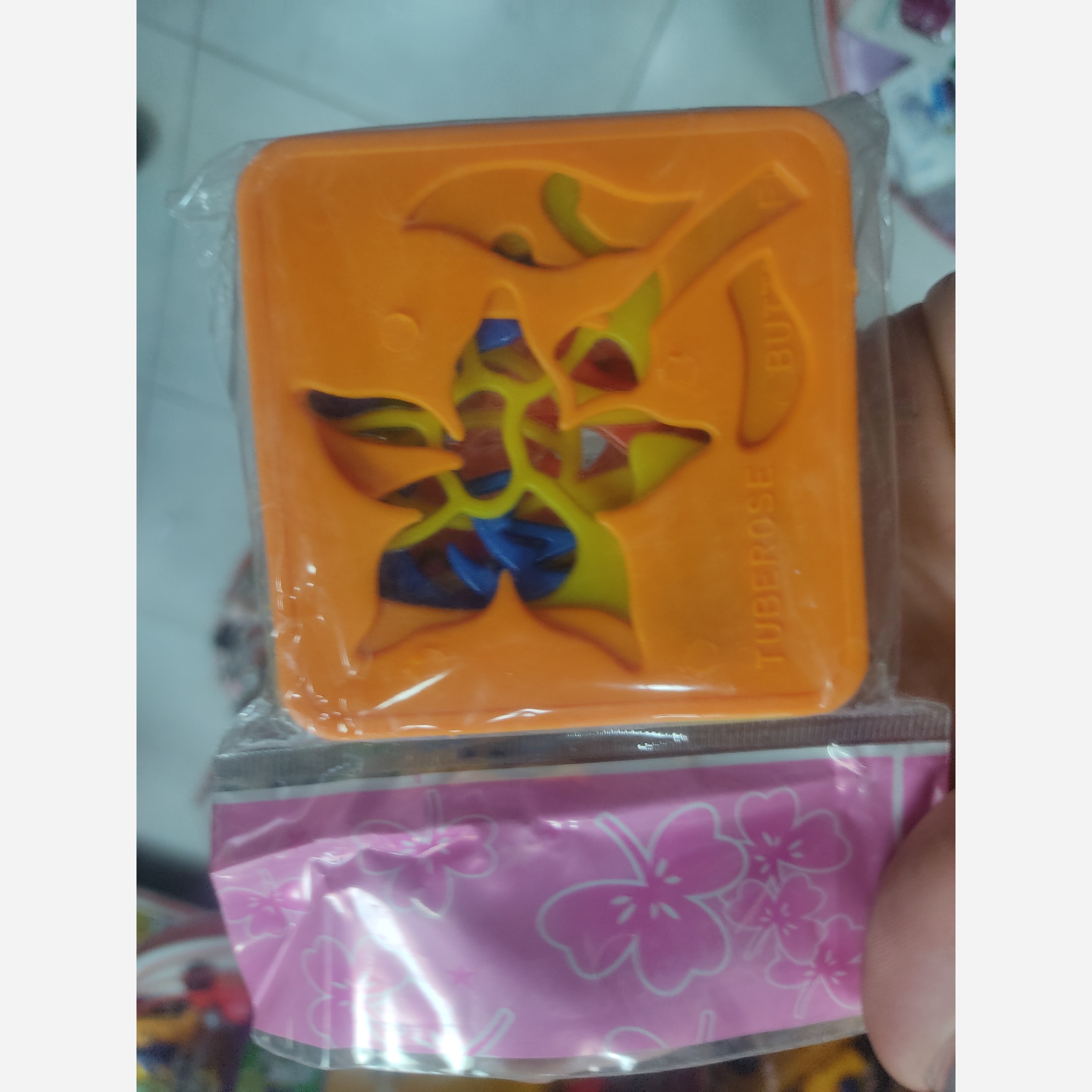شابلون گل و گیاه مربعی تکی